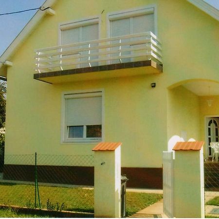 Balatonfůzfő Nora Apartman 아파트 외부 사진
