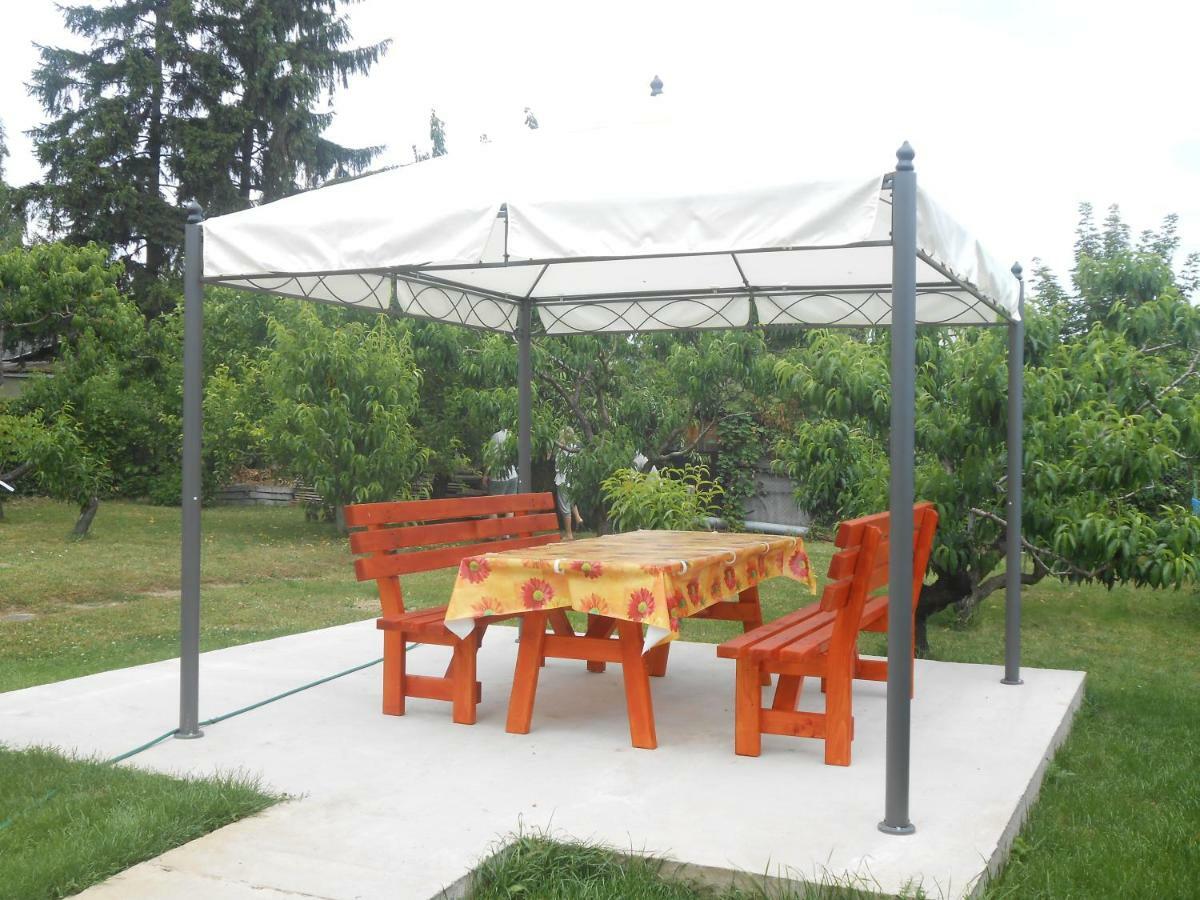 Balatonfůzfő Nora Apartman 아파트 외부 사진