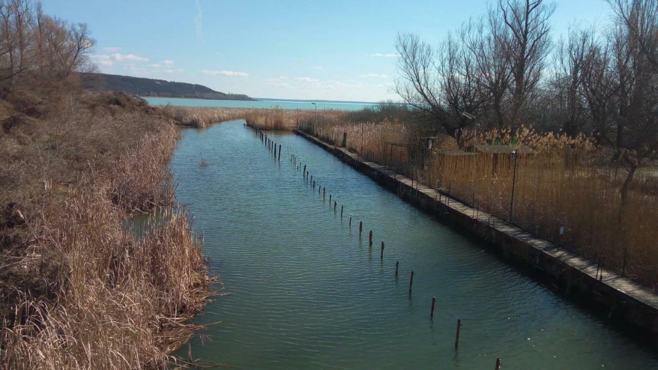 Balatonfůzfő Nora Apartman 아파트 외부 사진